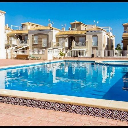 Bungalow Con Encanto Apartment Torrevieja Exterior photo